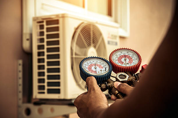 Professional Hvac technician working in North Salem, NH
